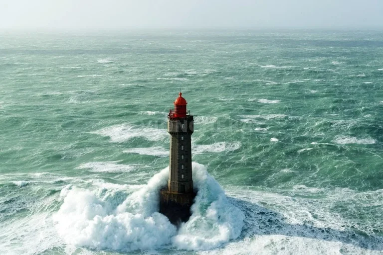 Farol La Jument 1