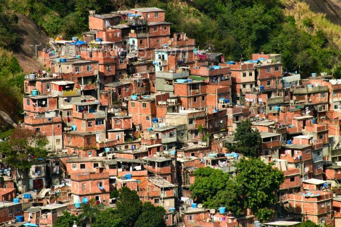 Favela Assoc Moradores Serrinha