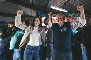 Marcos Vieira e Carol de Toni